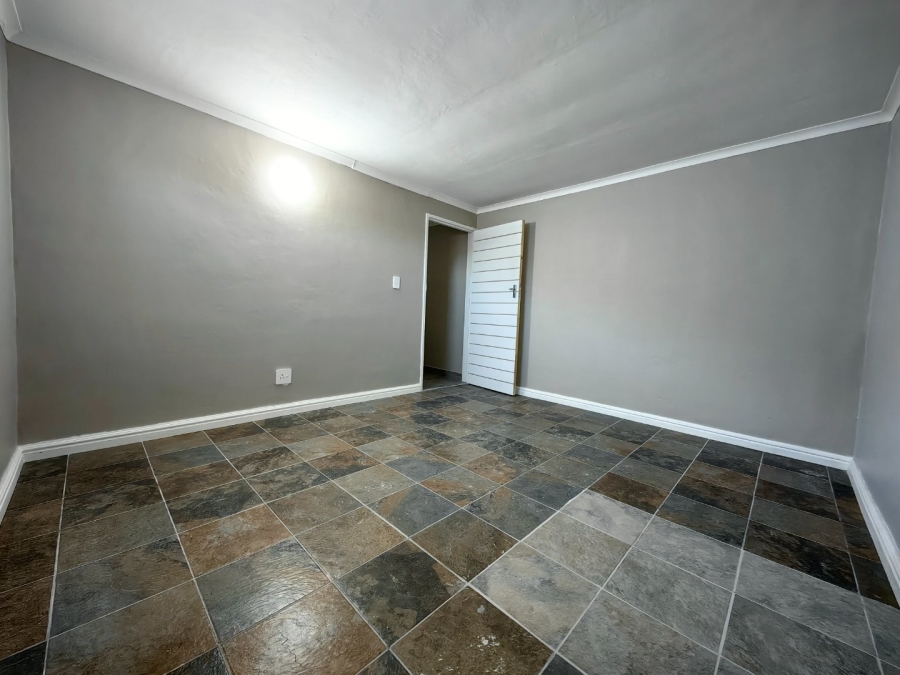 3 Bedroom Property for Sale in Portlands Western Cape